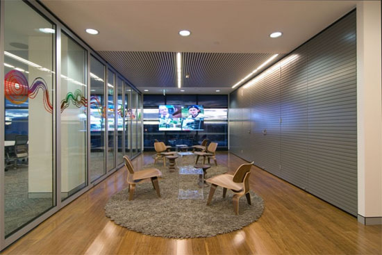 2010/09/Functional,Aspects,BBC,Worldwide,Office,Interior,09